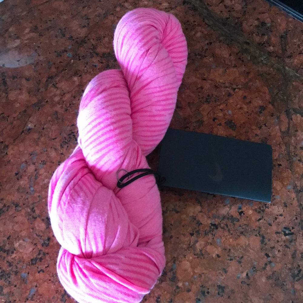 Nike Infinity Scarf NWT